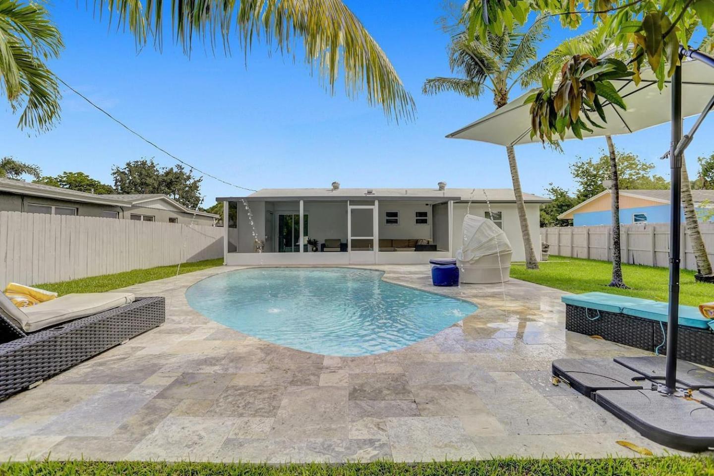 Yehudas Tropical Villa With Heated Infinity Pool Hollywood Exterior photo